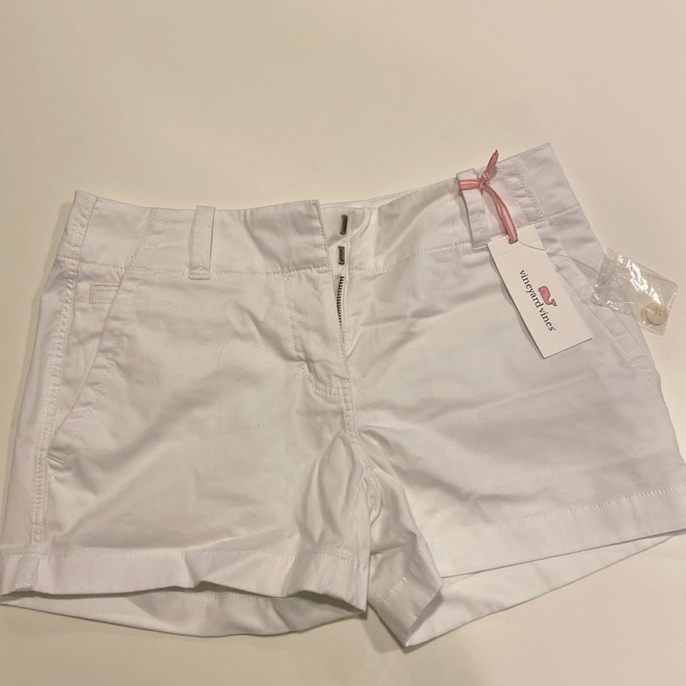 Vineyard Vines white shorts new w/ tags